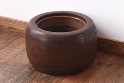 アンティーク雑貨　和製アンティーク　桐材製　古い木の質感が味わい深いくり抜き火鉢