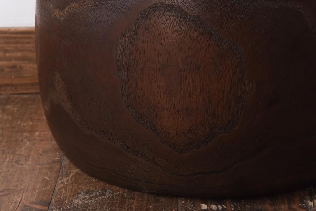 アンティーク雑貨　和製アンティーク　桐材製　古い木の質感が味わい深いくり抜き火鉢(1)