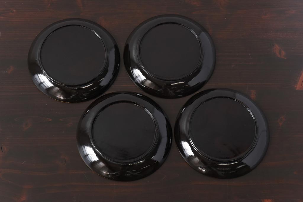 和製アンティーク　上がり藤紋がポイントになった上品な木製皿(漆器、和食器)4枚セット