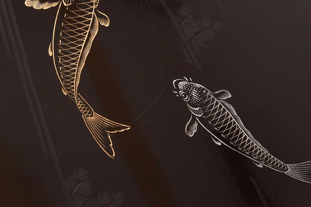 和製アンティーク　鯉の図　和の雰囲気漂う漆塗りのお膳(お盆、トレー)2枚セット(1)