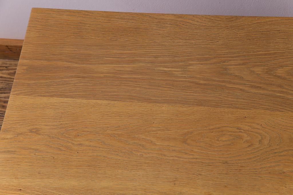 ビンテージ家具　北欧ヴィンテージ　Johannes Hansen(ヨハネス・ハンセン)社製　Hans J.Wegner(ハンス・J・ウェグナー)デザインのシンプルなコーヒーテーブル(センターテーブル、ローテーブル)