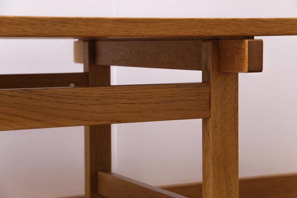 ビンテージ家具　北欧ヴィンテージ　Johannes Hansen(ヨハネス・ハンセン)社製　Hans J.Wegner(ハンス・J・ウェグナー)デザインのシンプルなコーヒーテーブル(センターテーブル、ローテーブル)