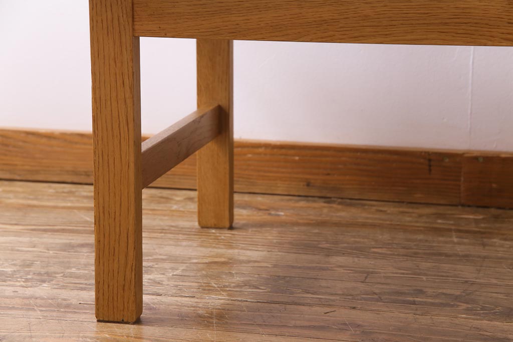 ビンテージ家具　北欧ヴィンテージ　Johannes Hansen(ヨハネス・ハンセン)社製　Hans J.Wegner(ハンス・J・ウェグナー)デザインのシンプルなコーヒーテーブル(センターテーブル、ローテーブル)