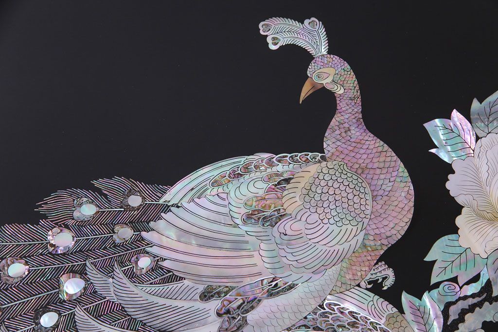 中古　民芸家具　螺鈿細工　高級品　華やかな意匠が存在感を放つ座卓テーブル