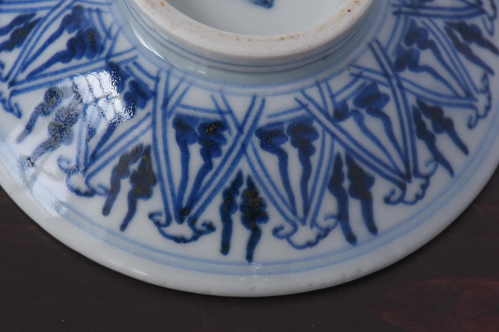 古民具・骨董　幕末明治期　大きく描かれた文様が目を引く蓋付茶碗(和食器)2客セット(1)