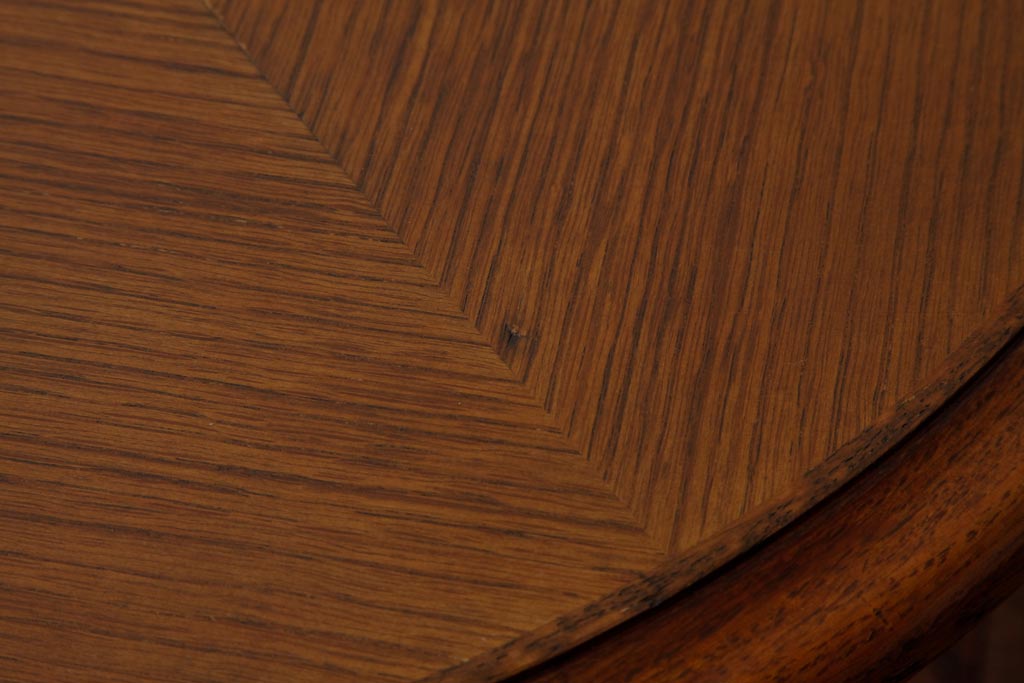 中古　天童木工　木目を生かした天板がおしゃれなラウンドテーブル(サイドテーブル、カフェテーブル)(1)