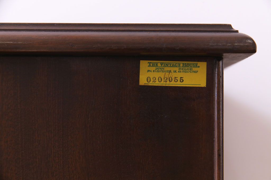 ヴィンテージ家具　イギリスビンテージ　ウォールナット　上品な佇まいが素敵なニーホールデスク(コンソールテーブル、両袖机)