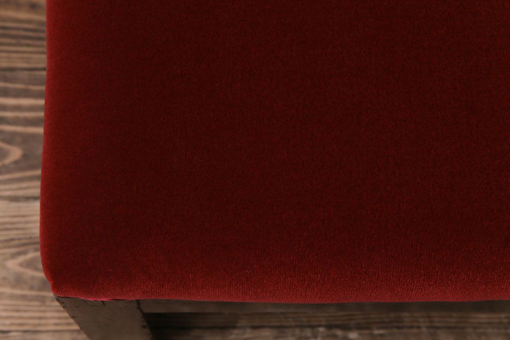アンティーク家具　大正ロマン　オーク材　象嵌入り　透かし彫りが上品な木製ソファベンチ(3人掛けソファ)