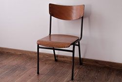 ヴィンテージ家具　ヨーロッパビンテージ　レトロな佇まいのスクールチェア(キッズチェア、鉄脚チェア、椅子)(3)