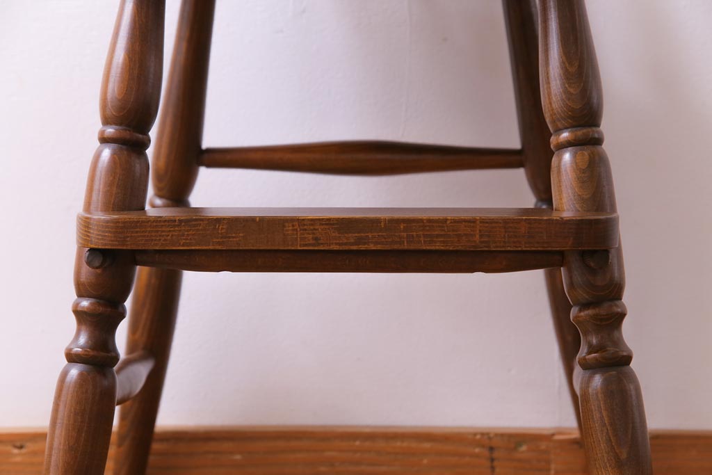 ヴィンテージ家具　ビンテージ　柏木工　品のある佇まいが魅力の作業台付きチャイルドチェア(子供椅子)