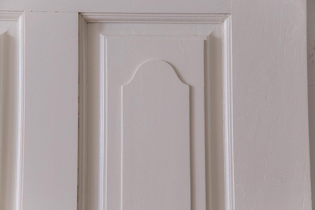 ペイント建具　花梨無垢材　可愛らしいレリーフが魅力のアンティークドア(扉、カリン)