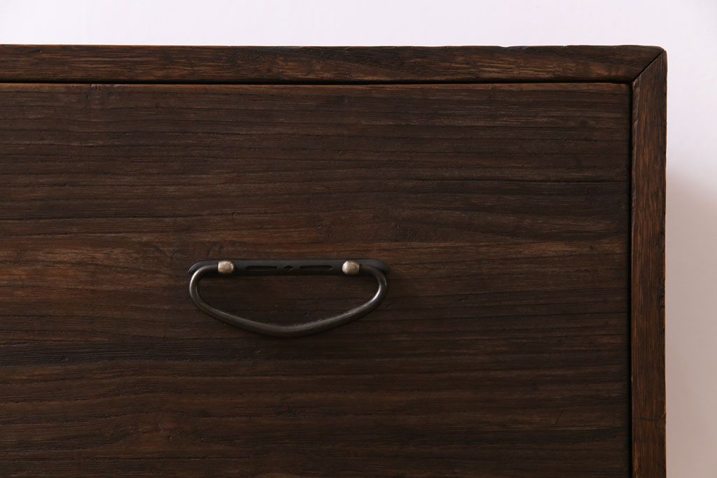 アンティーク家具　和製アンティーク　リメイク　桐材　シンプルな作りが味わい深いサイドチェスト(サイドボード、引き出し、桐箪笥、桐たんす)(1)
