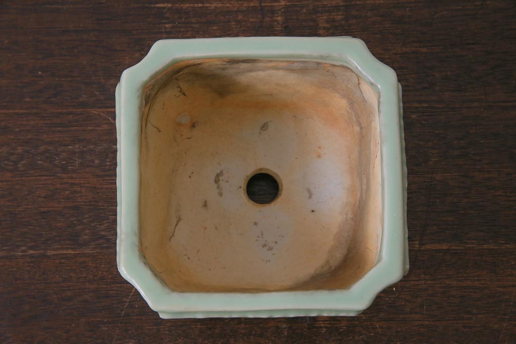 アンティーク雑貨　昭和レトロ　モダンな模様が目を引く青磁の植木鉢