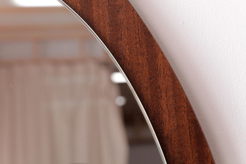 アンティーク雑貨　北欧家具　チーク材　シンプルなオーバル型の壁掛けミラー(鏡)