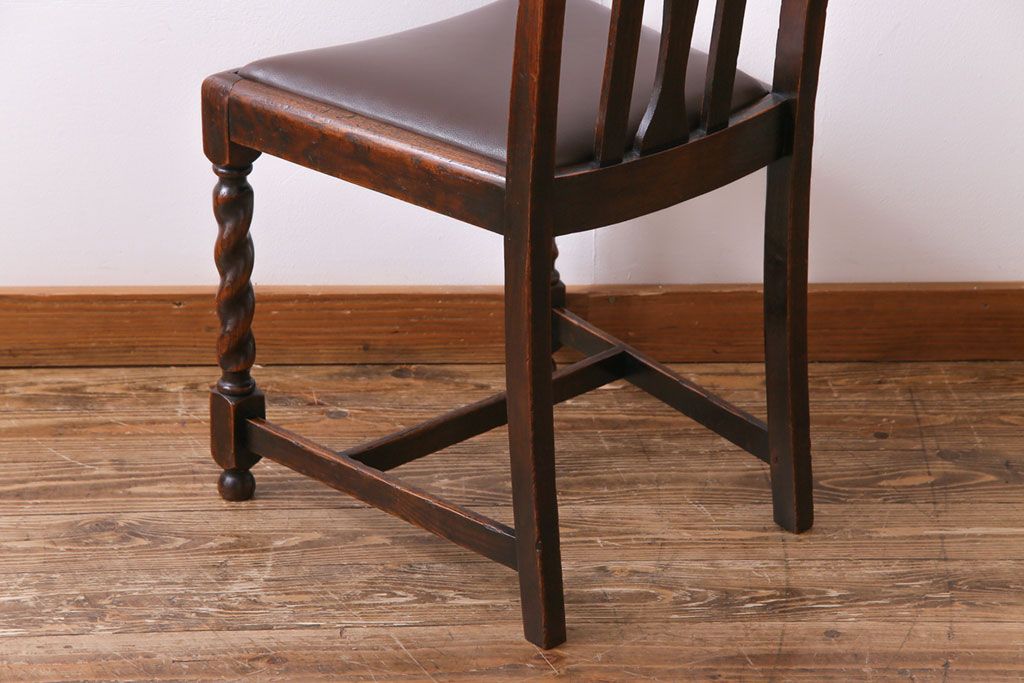 アンティーク家具　イギリスアンティーク　オーク材　上品で味わい深いダイニングチェア(ワークチェア、椅子)(1)