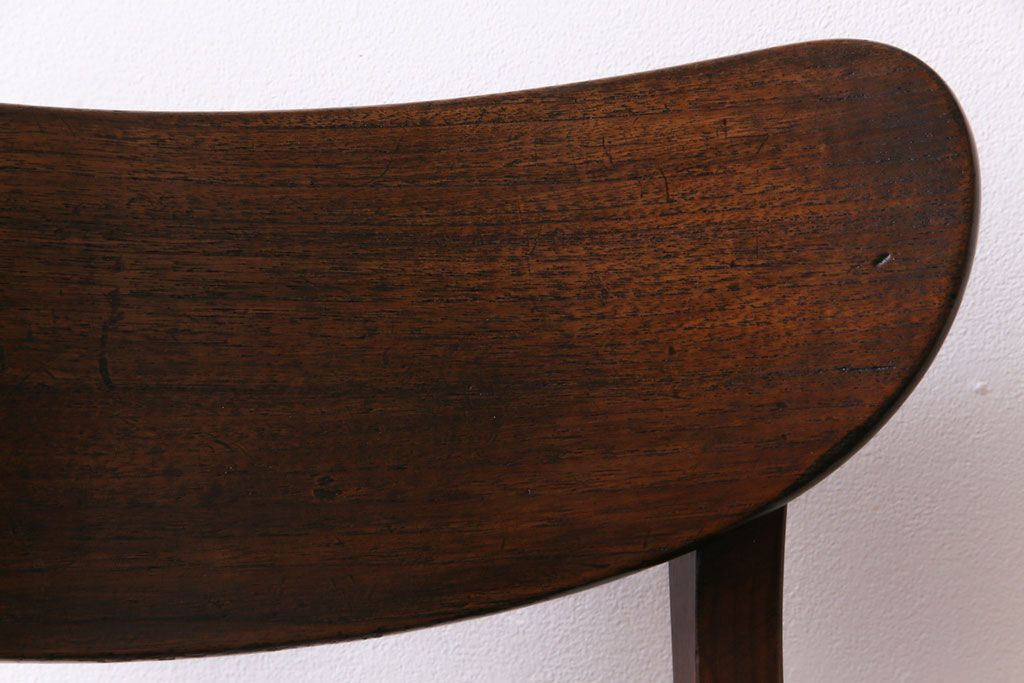 ヴィンテージ家具　北欧ビンテージ　チーク材　なめらかな形がおしゃれなダイニングチェア(ワークチェア、椅子)(1)