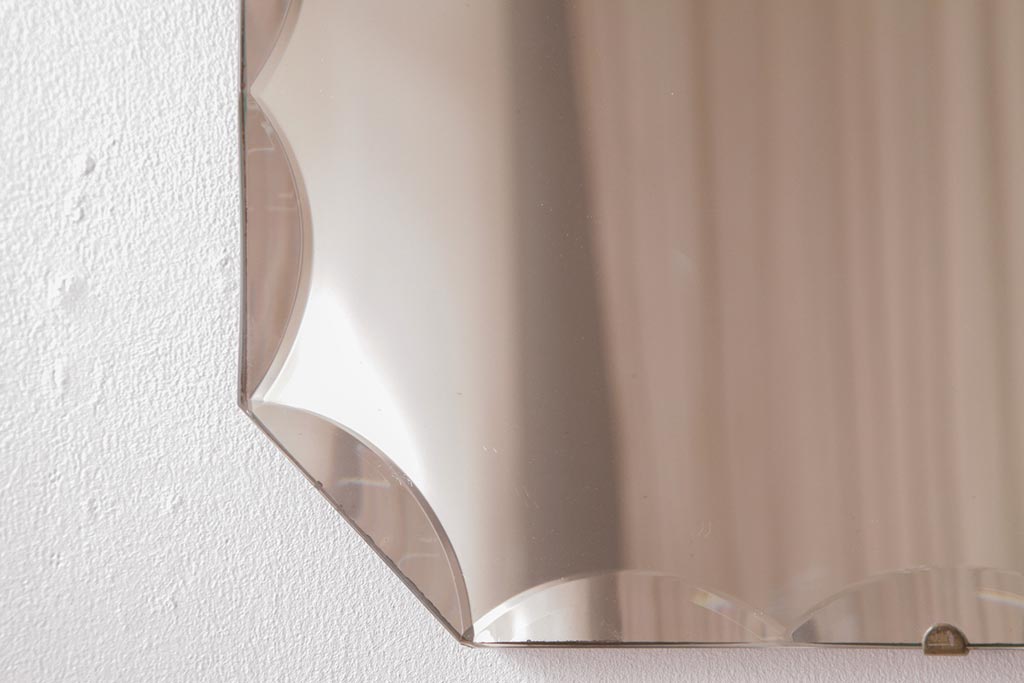 アンティーク雑貨　イギリスビンテージ　カットガラスのシンプルなオクタゴンミラー(鏡)