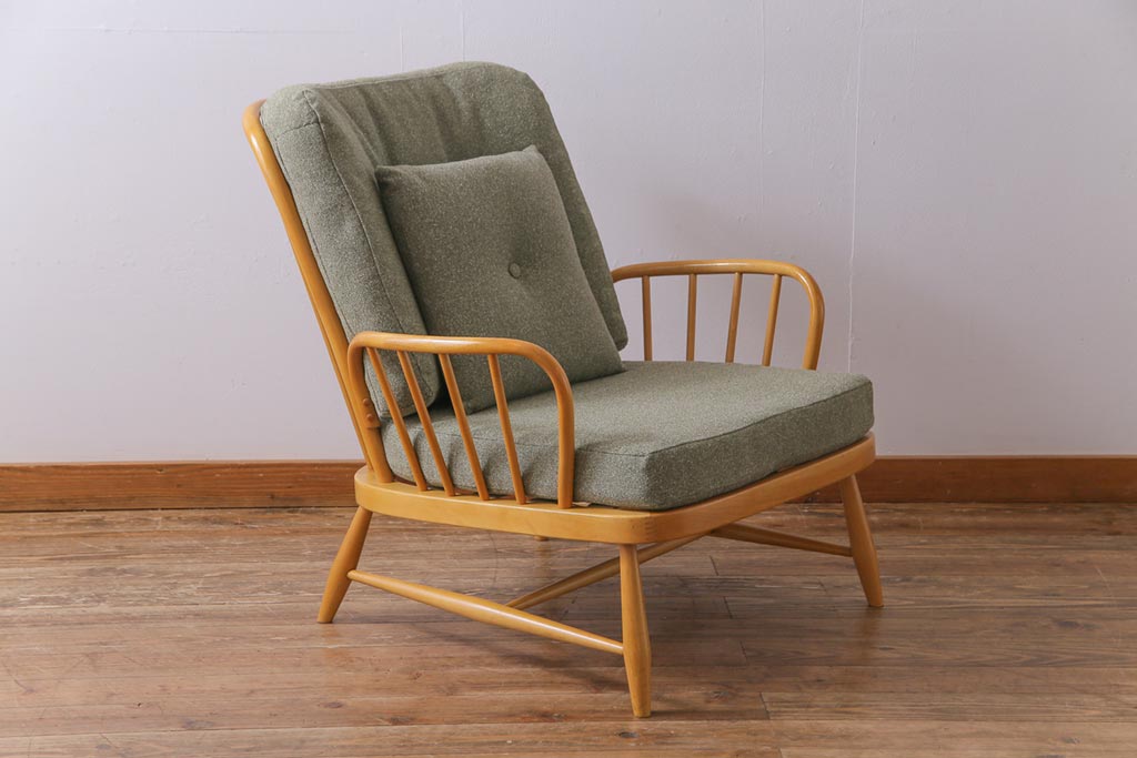 ヴィンテージ家具　イギリスビンテージ　ERCOL(アーコール)　ジュビリー(Jubilee)　グリーンのファブリックが優しげな一人掛けソファ(1)