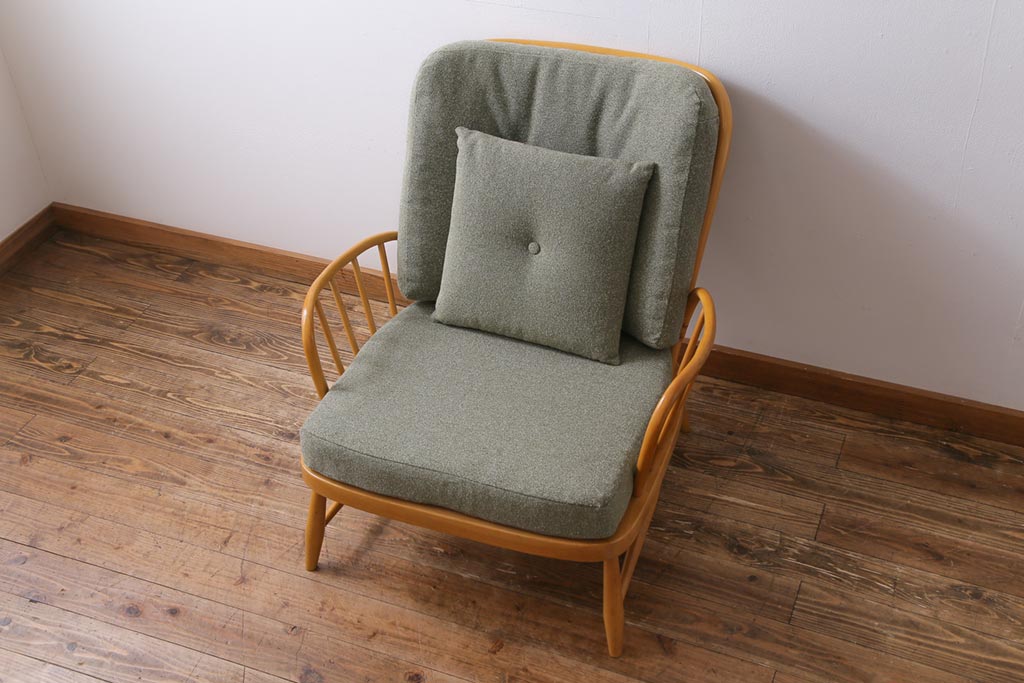 ヴィンテージ家具　イギリスビンテージ　ERCOL(アーコール)　ジュビリー(Jubilee)　グリーンのファブリックが優しげな一人掛けソファ(1)