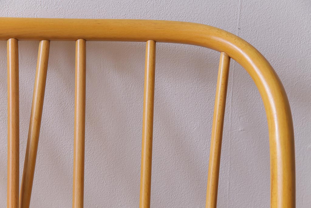 ヴィンテージ家具　イギリスビンテージ　ERCOL(アーコール)　ジュビリー(Jubilee)　グリーンのファブリックが優しげな二人掛けソファ