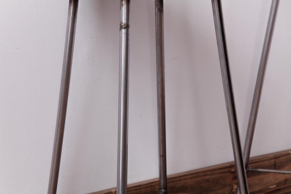 ラフジュ工房オリジナル　コンパクトで可愛らしいスツール(鉄脚チェア、椅子)2脚セット(1)