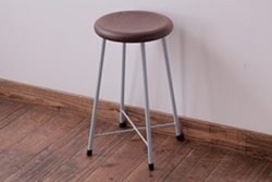ラフジュ工房オリジナル　鉄脚　爽やかなペイントカラーが魅力の丸スツール(チェア、椅子)(3)