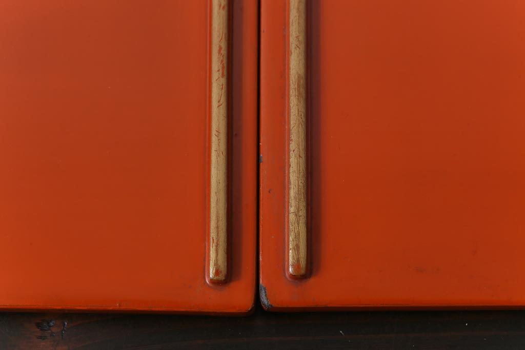 アンティーク雑貨　昭和期　共箱付き　松竹梅　鮮やかな朱色が目を引く五段重箱(和食器)