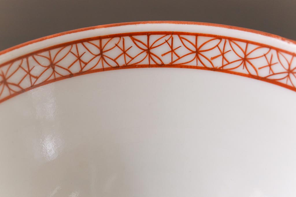 幕末明治期　赤絵染付　味わいある絵柄の蓋茶碗2客セット(和食器)(2)