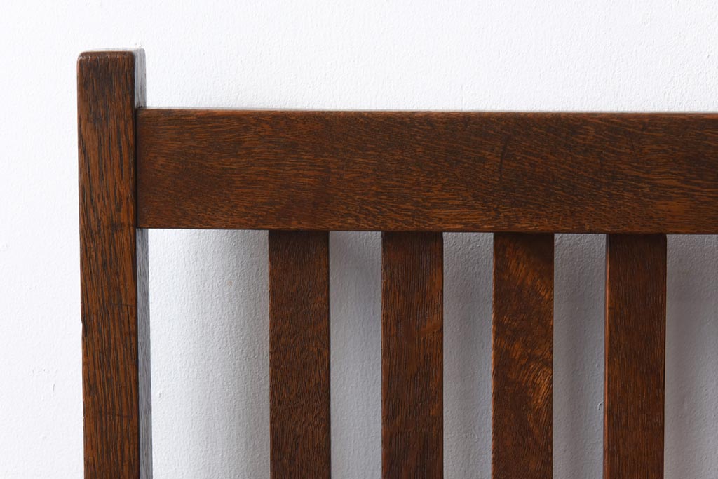アンティーク家具　昭和初期　ナラ材　直線のデザインがすっきりとした印象のチェア(椅子、ダイニングチェア)