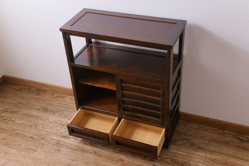 中古　北海道民芸家具　HM105　シンプルなデザインの茶タンス(茶棚・飾り棚)(定価約23万円)