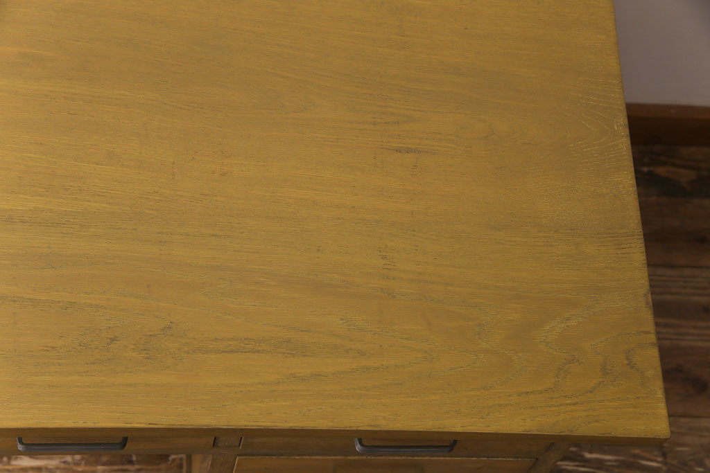 レトロ家具　昭和中期　ナラ材　昭和レトロな雰囲気が魅力の片袖机(作業台、ワークデスク、在宅ワーク、在宅用)