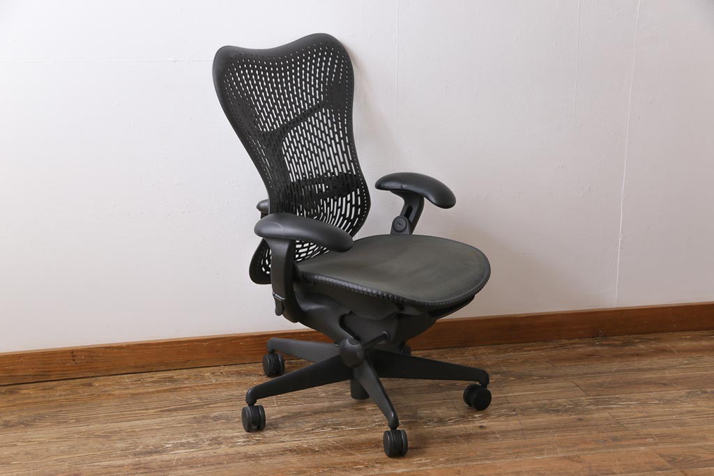 中古　ハーマンミラー社(Hermanmiller)　Mirra Chair　ミラチェア(オフィスチェア、椅子、イス)(定価約13万円)