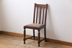 アンティーク家具　イギリスアンティーク　オーク材　挽き物の脚が目を引くダイニングチェア(ワークチェア、椅子)(3)