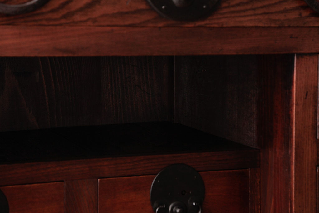 アンティーク家具　和製アンティーク　明治期　前面ケヤキ材　重厚な趣が魅力の松本帳場箪笥(チェスト、引き出し)