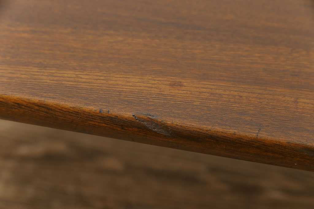 レトロ家具　昭和レトロ　栓材一枚板　懐かしさ漂う柔らかな風合いが魅力の角ちゃぶ台(座卓、ローテーブル)