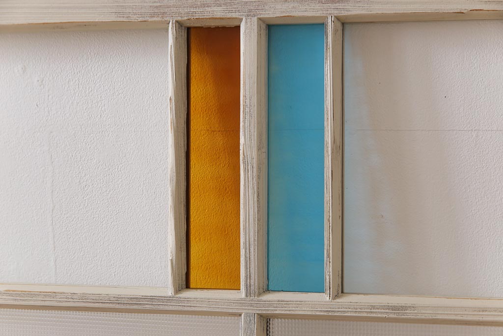 ペイント　色ガラス　レトロ感のある色合わせが魅力のガラス窓(サッシ、引き戸、仕切り戸、建具)2枚組