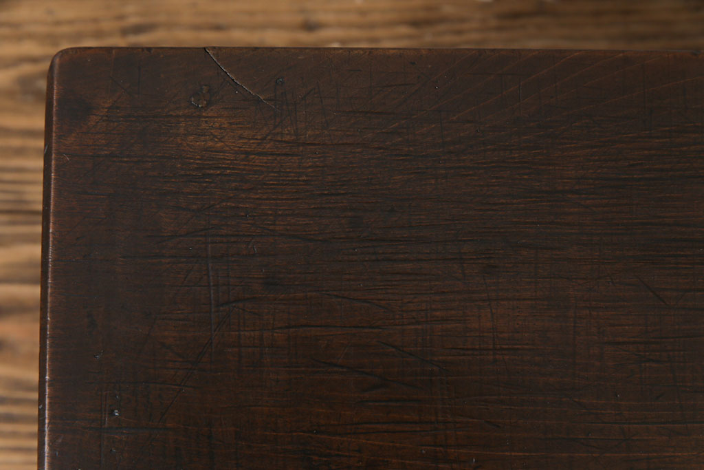 アンティーク家具　古民具・骨董　朴の木　味わい深い木の質感が魅力の裁ち板(作業台、ローテーブル)