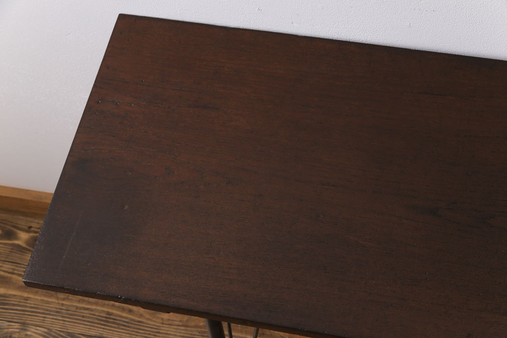 昭和レトロ　リメイク　栗材一枚板　古い木の質感が味わい深い鉄脚テーブル(コンソールテーブル、作業台)