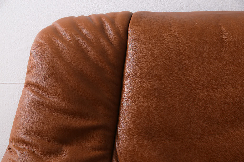 中古　EKORNES(エコーネス)　本革　オットマン付き　ストレスレス レノ クラシック(M)(アームチェア、リクライニングチェア、椅子)(定価約37万9千円)