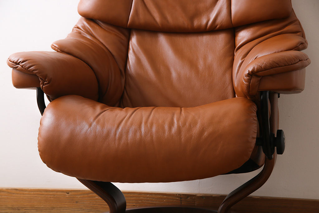 中古 EKORNES(エコーネス) 本革 オットマン付き ストレスレス 中古 EKORNES(エコーネス) 本革 オットマン付き ストレスレス