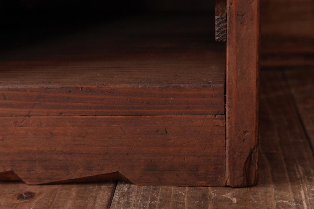 レトロ家具　昭和レトロ　簡素な作りと古い木の質感が味のある収納棚(オープン棚)