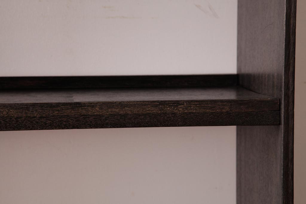 アンティーク雑貨　昭和レトロ　シンプルで使いやすい小型ブックシェルフ(本棚、飾り棚)