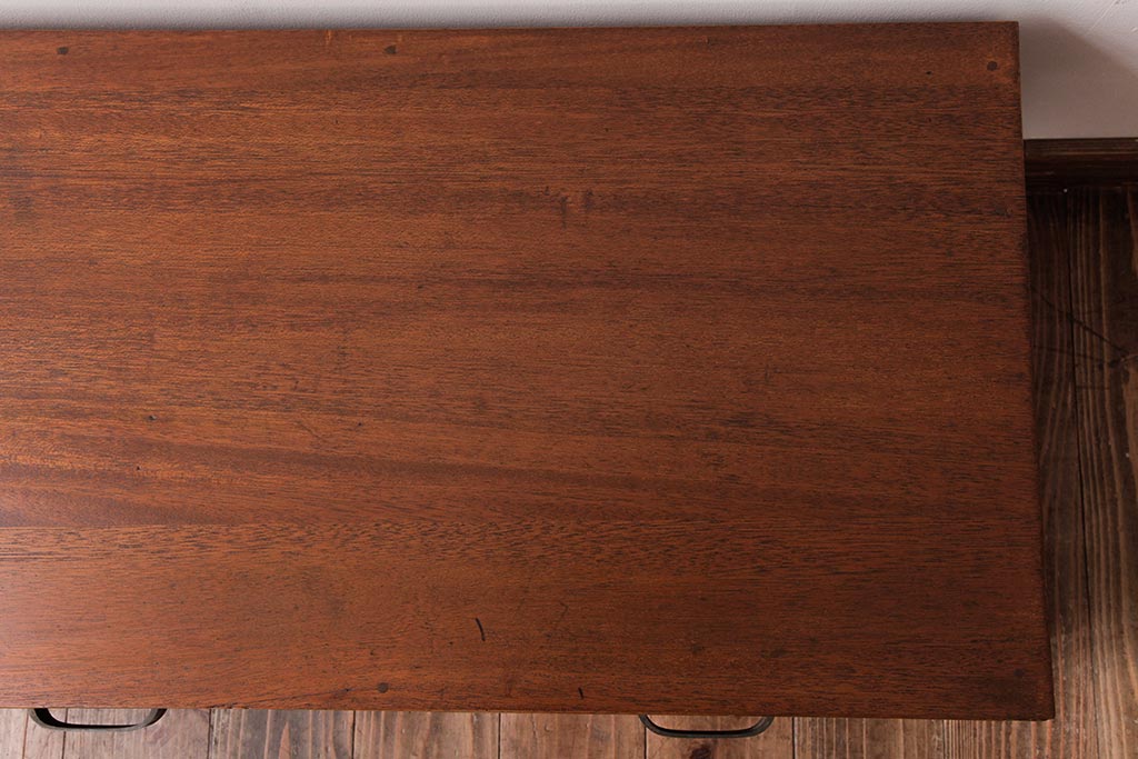 レトロ家具　昭和レトロ　シンプルで素朴な雰囲気漂う文机(座机、ローテーブル)
