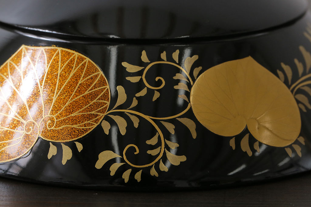 アンティーク雑貨　和製アンティーク　葵の葉紋　高級感漂う木製お椀(漆器、和食器)3客セット