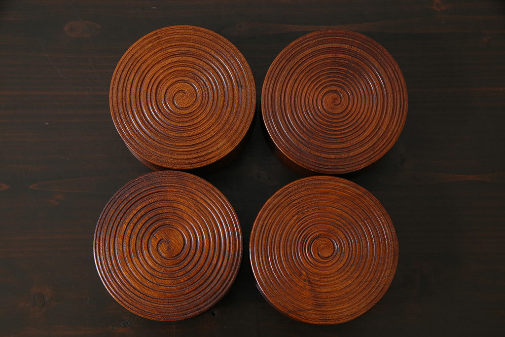 アンティーク雑貨　大正昭和初期　木製漆器　竹をモチーフにした徳利袴4客セット(小物入れ)