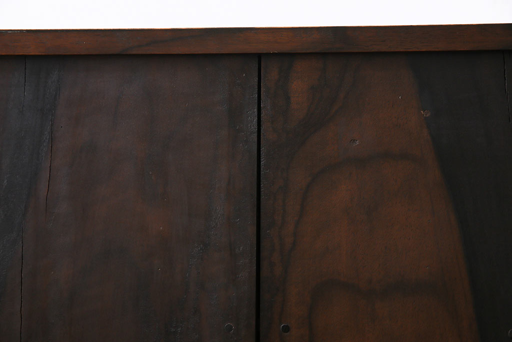 アンティーク家具　古民具　総黒柿材　こだわりの和の空間づくりにおすすめな茶箪笥(茶棚、戸棚、収納棚)