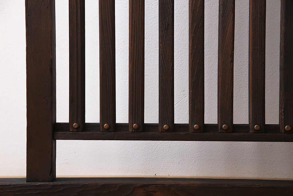 昭和中期　鶴と松　縦桟が印象的な杉材製の衝立(パーテーション、仕切り)