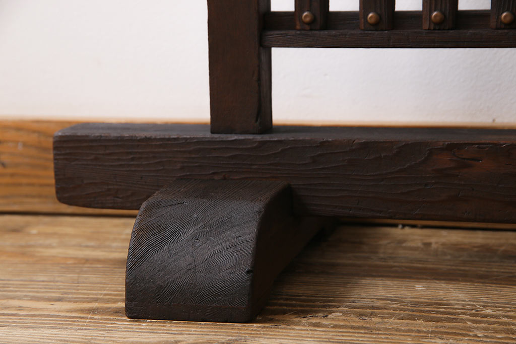 昭和中期　鶴と松　縦桟が印象的な杉材製の衝立(パーテーション、仕切り)