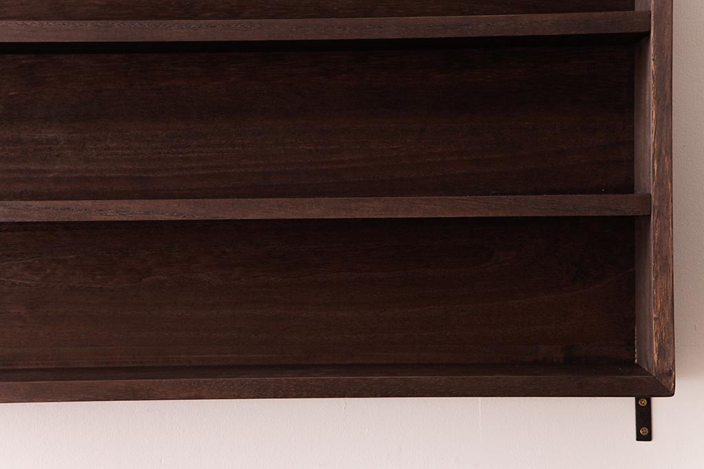 リメイク家具　桐材　柔らかな雰囲気を漂わせるウォールシェルフ・3段(壁掛け収納棚、飾り棚、ディスプレイラック)(1)
