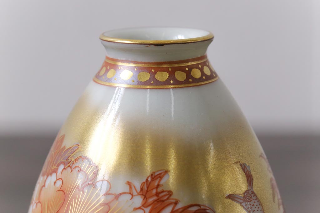 和製アンティーク　九谷赤絵　牡丹花鳥　孔雀　箱付き　徳利・お猪口・盃洗　酒器セット(九谷焼、盃、和食器)